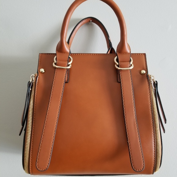 Handbag - Picture 2 of 5